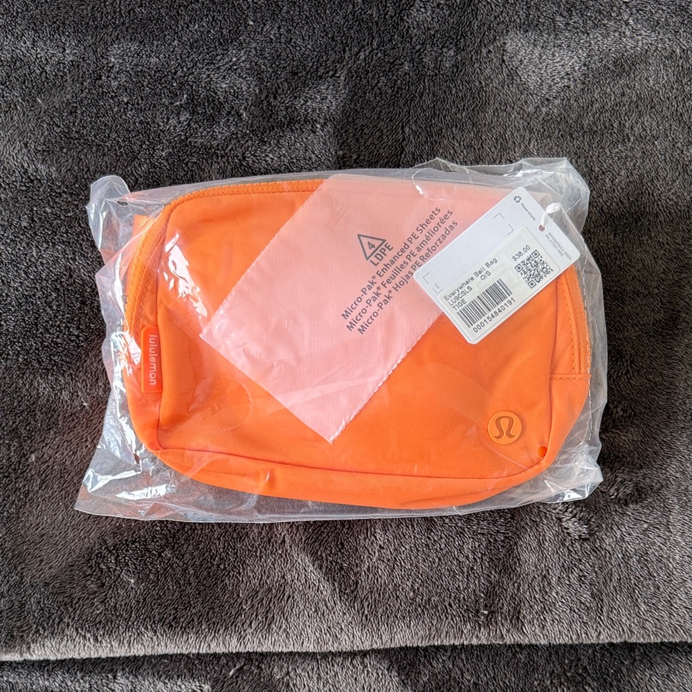 Lululemon Everywhere Belt Bag Orange